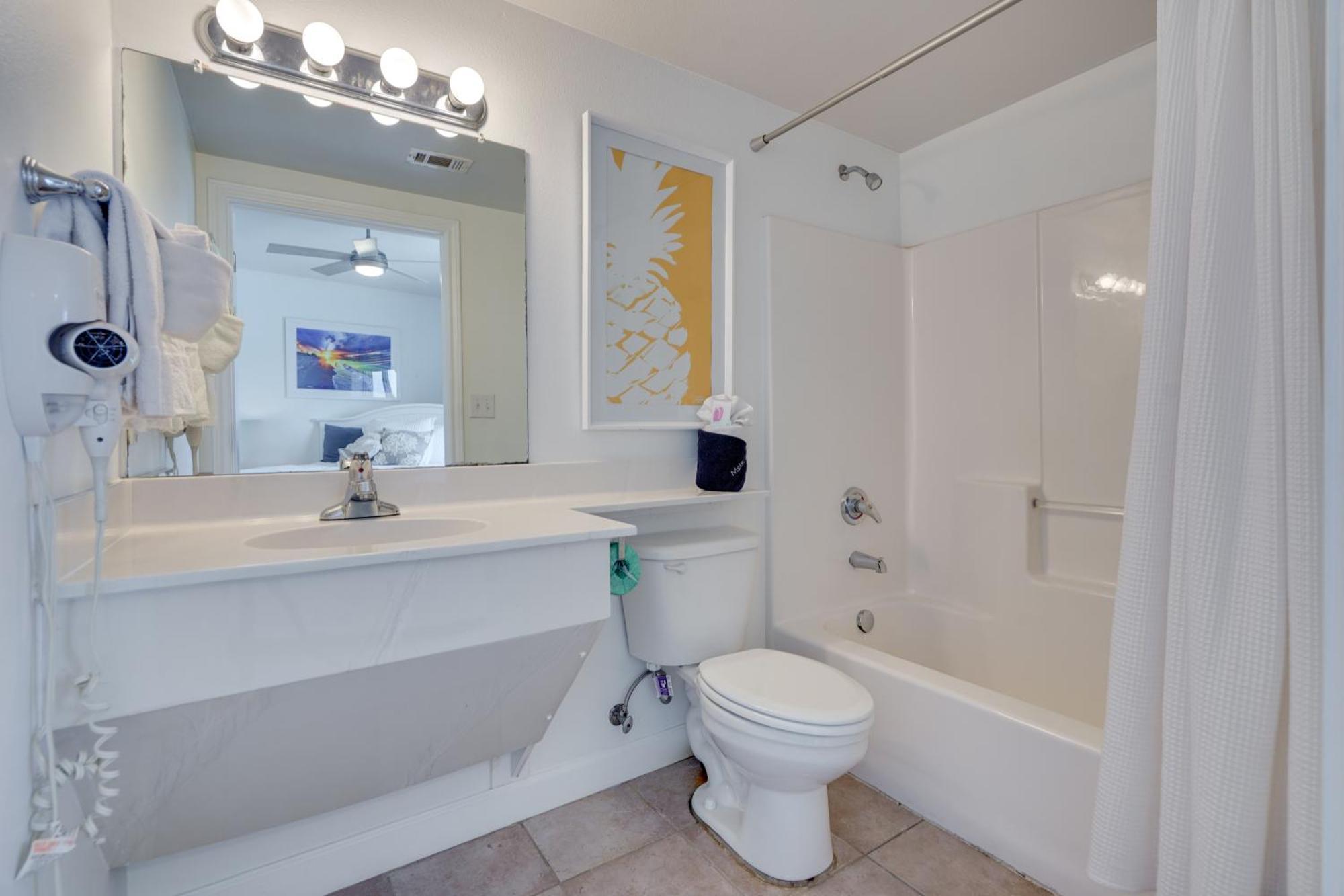 Beachfront Pcb Condo With Ocean View, Pool Access! Panama City Beach Kültér fotó